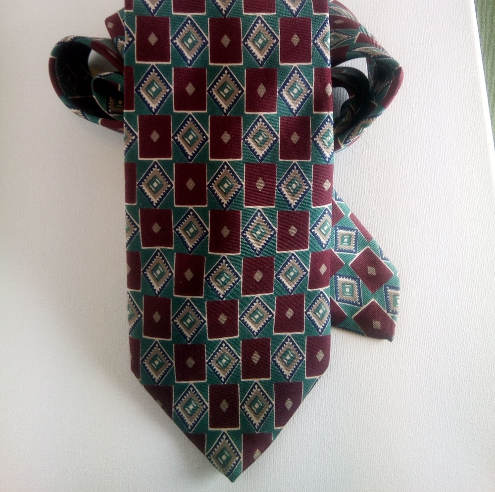 Brooks Brothers Silk necktie